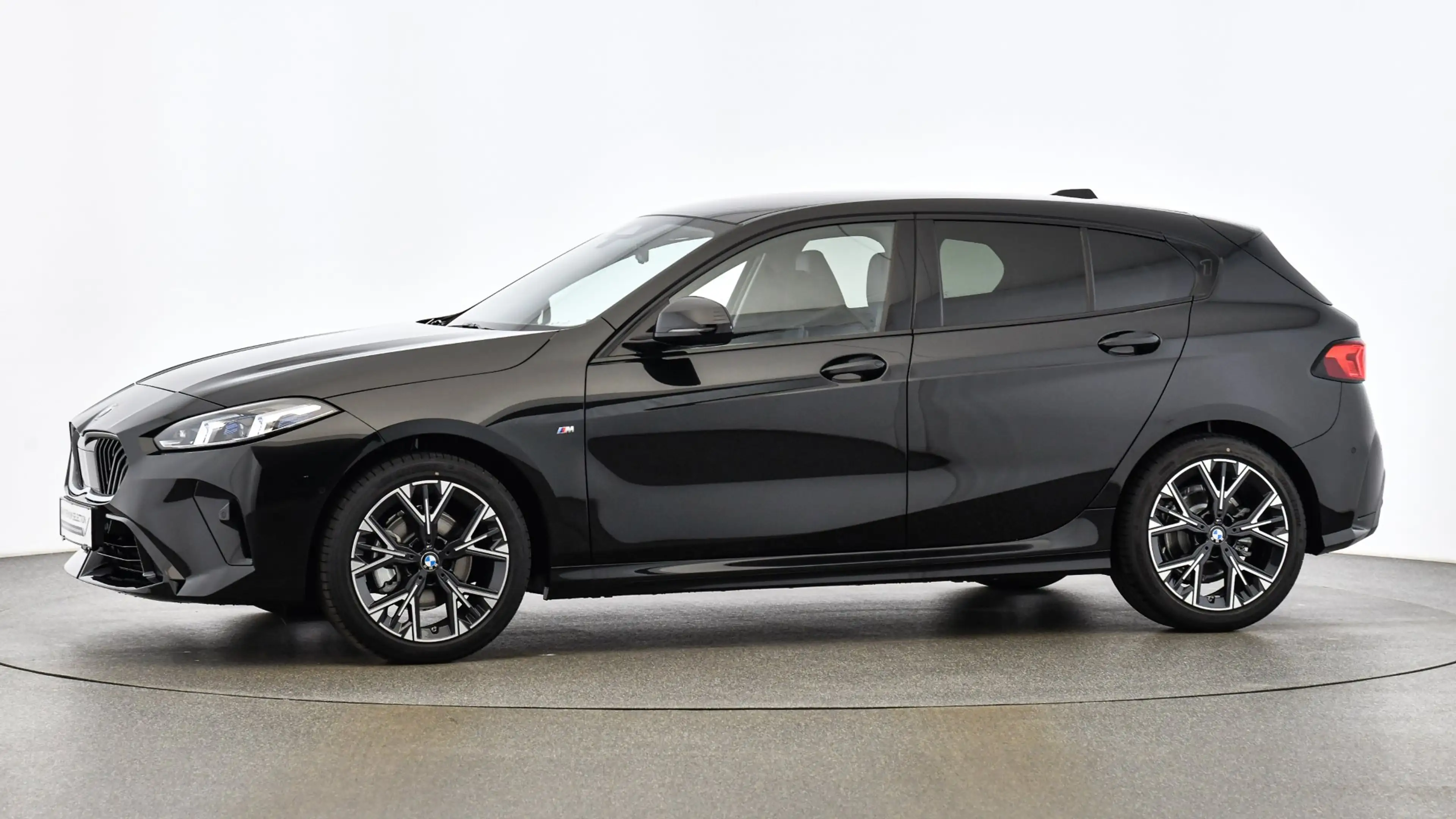 BMW 116 i — photo 7