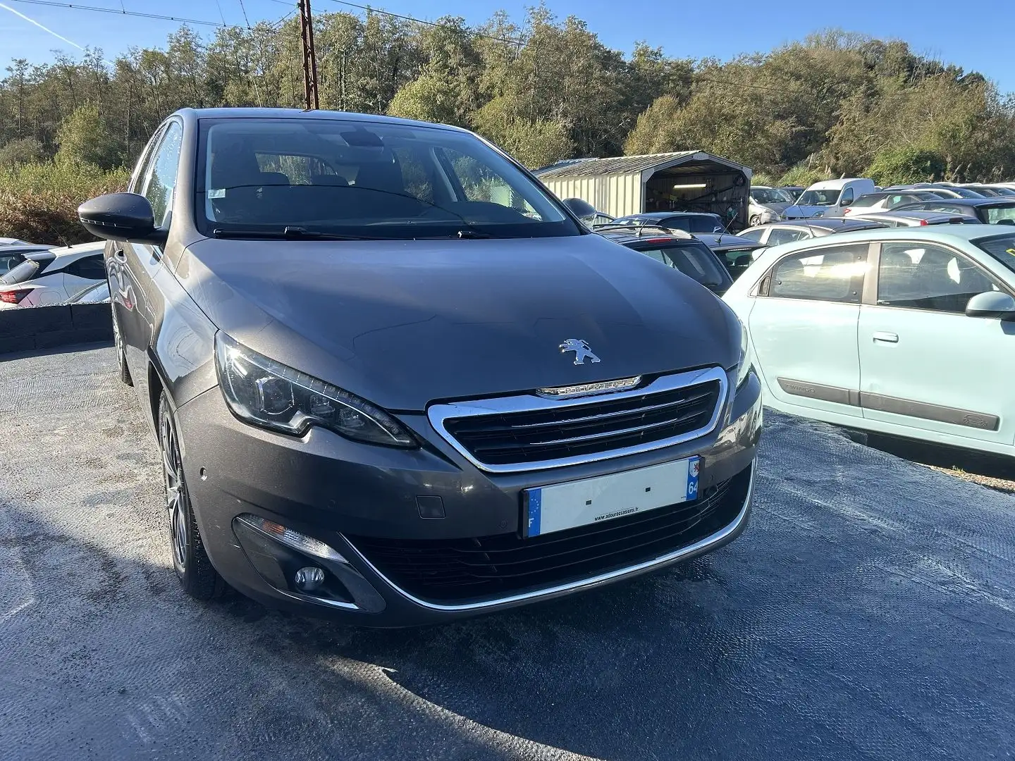 Peugeot 308 1.2 PURETECH 130CH ALLURE S\u0026S EAT6 5P Gris - 1