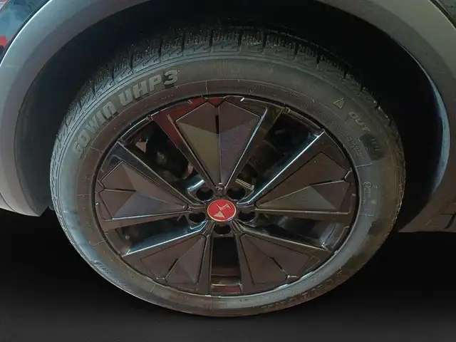 DS Automobiles DS 7 view 10