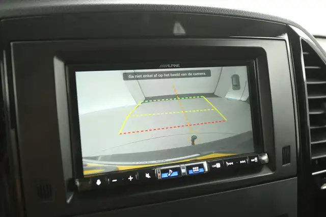 Mercedes-Benz Vito view 13