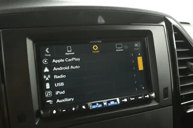 Mercedes-Benz Vito view 14
