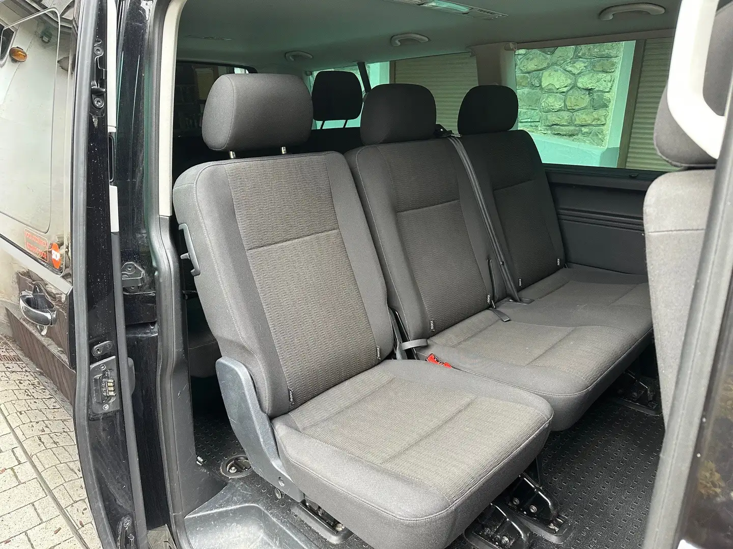 Volkswagen T6 Caravelle Negru - 1