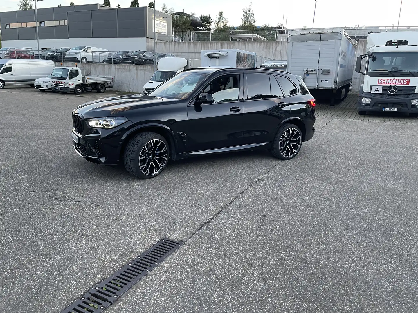 BMW X5 M X5 Competition Schwarz - 2