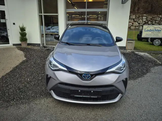 Toyota C-HR Hybrid C-LUB