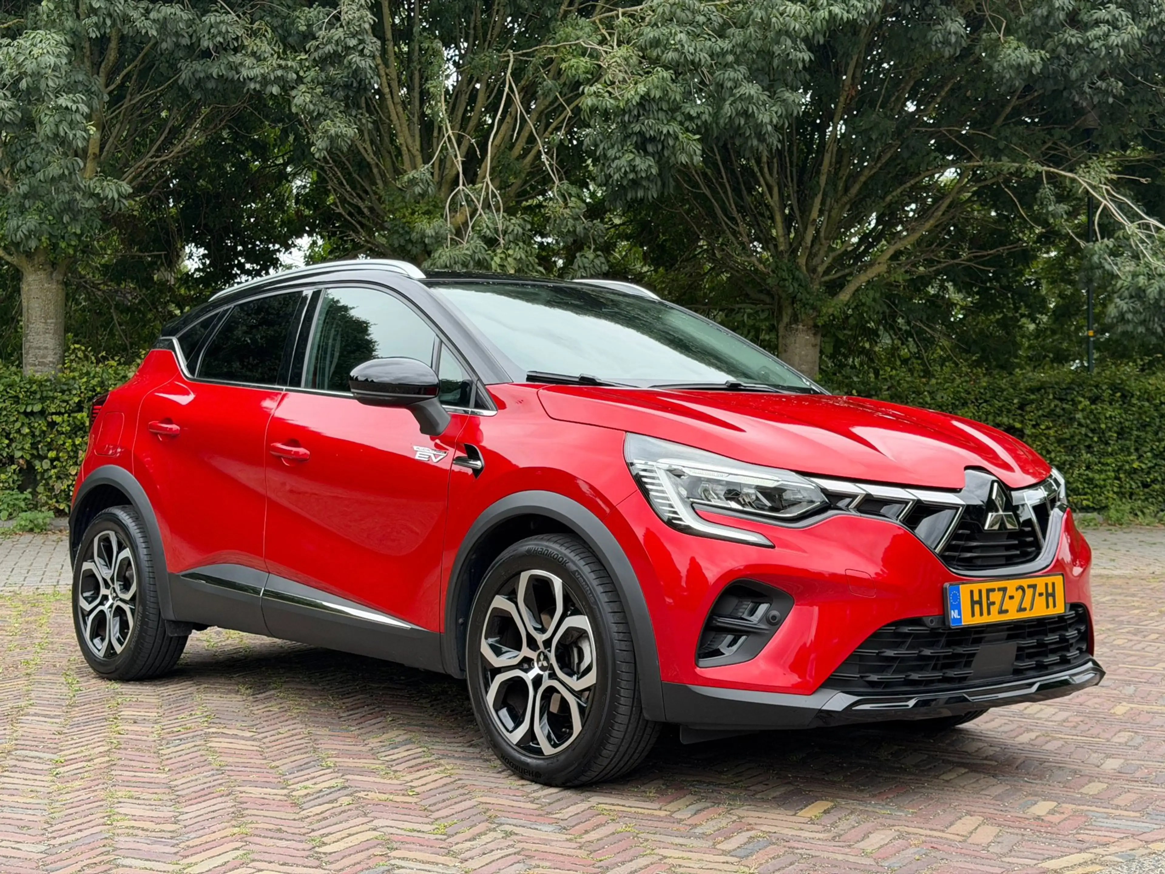 Renault Captur 1.6 E-Tech full hybrid 145 techno, Mitsubishi ASX — photo 7