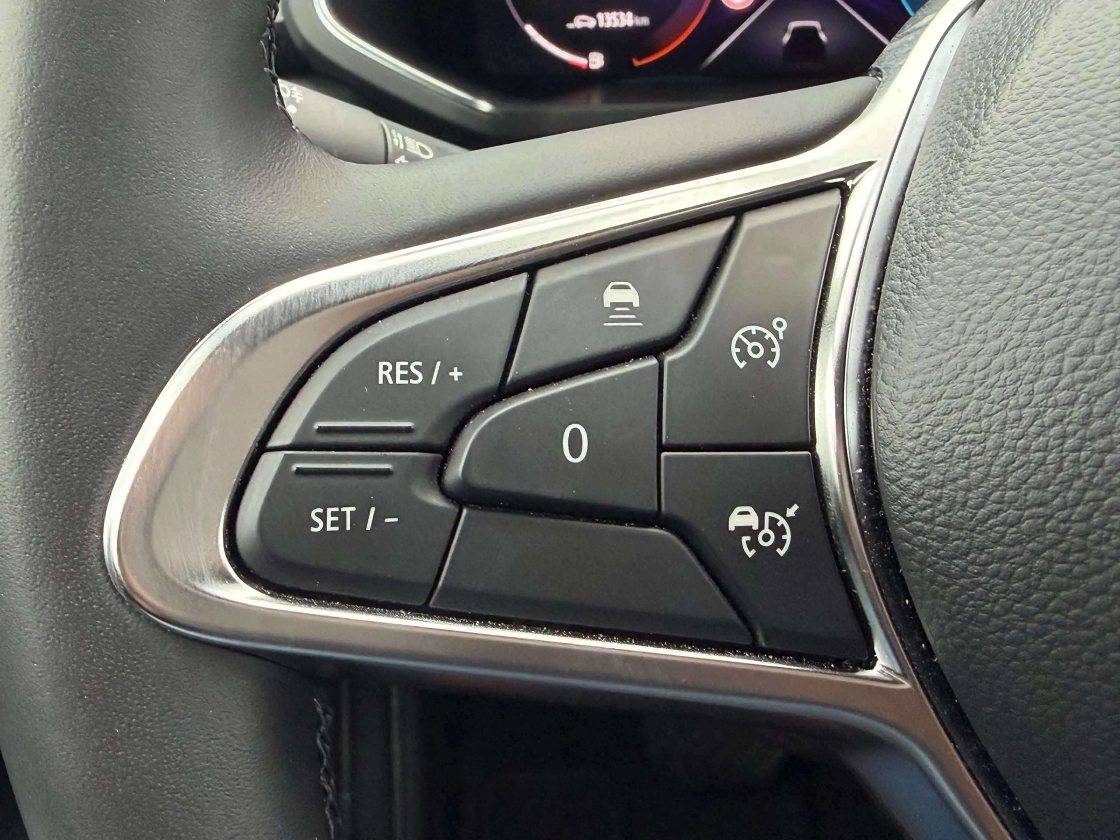 Renault Captur 1.6 E-Tech full hybrid 145 techno, Mitsubishi ASX — photo 26