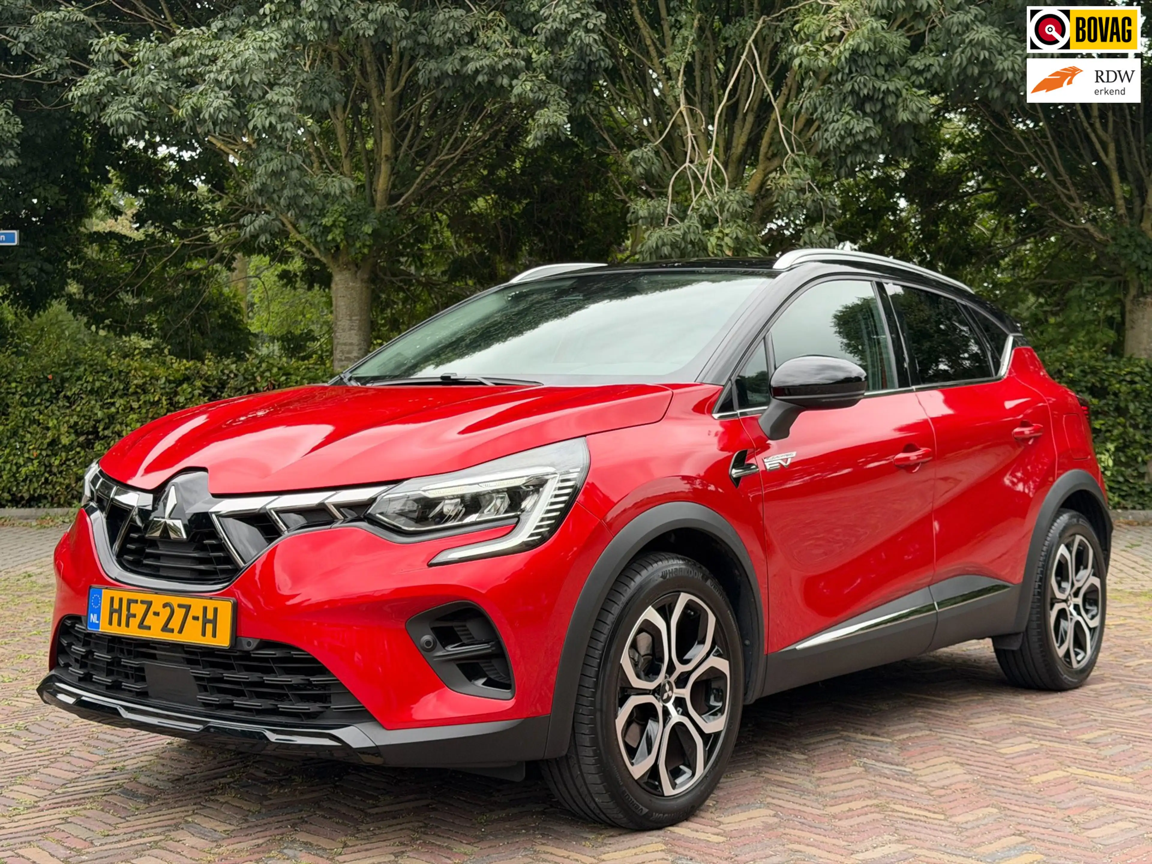 Renault Captur 1.6 E-Tech full hybrid 145 techno, Mitsubishi ASX