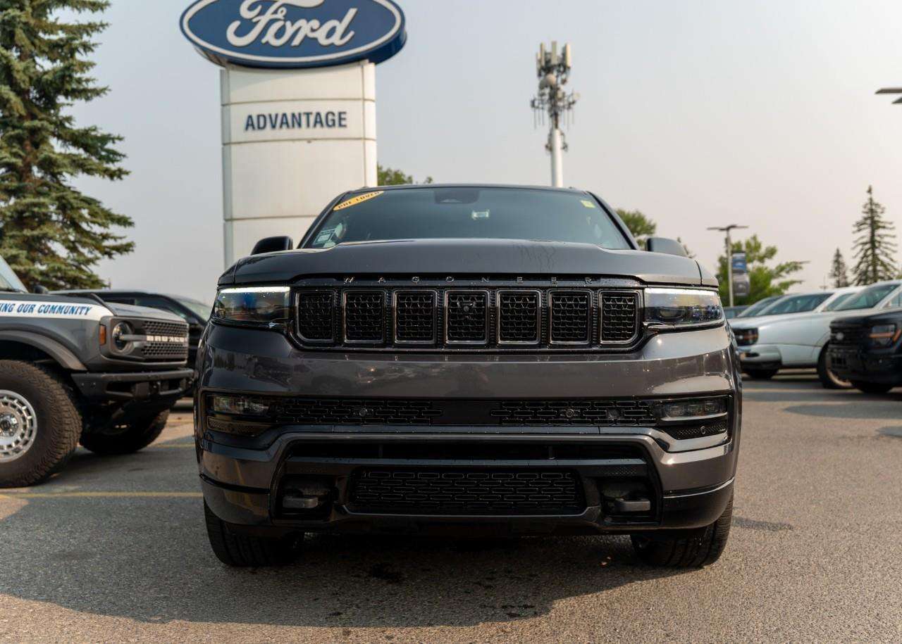 2023 Jeep Grand Wagoneer Series III — снимка 1
