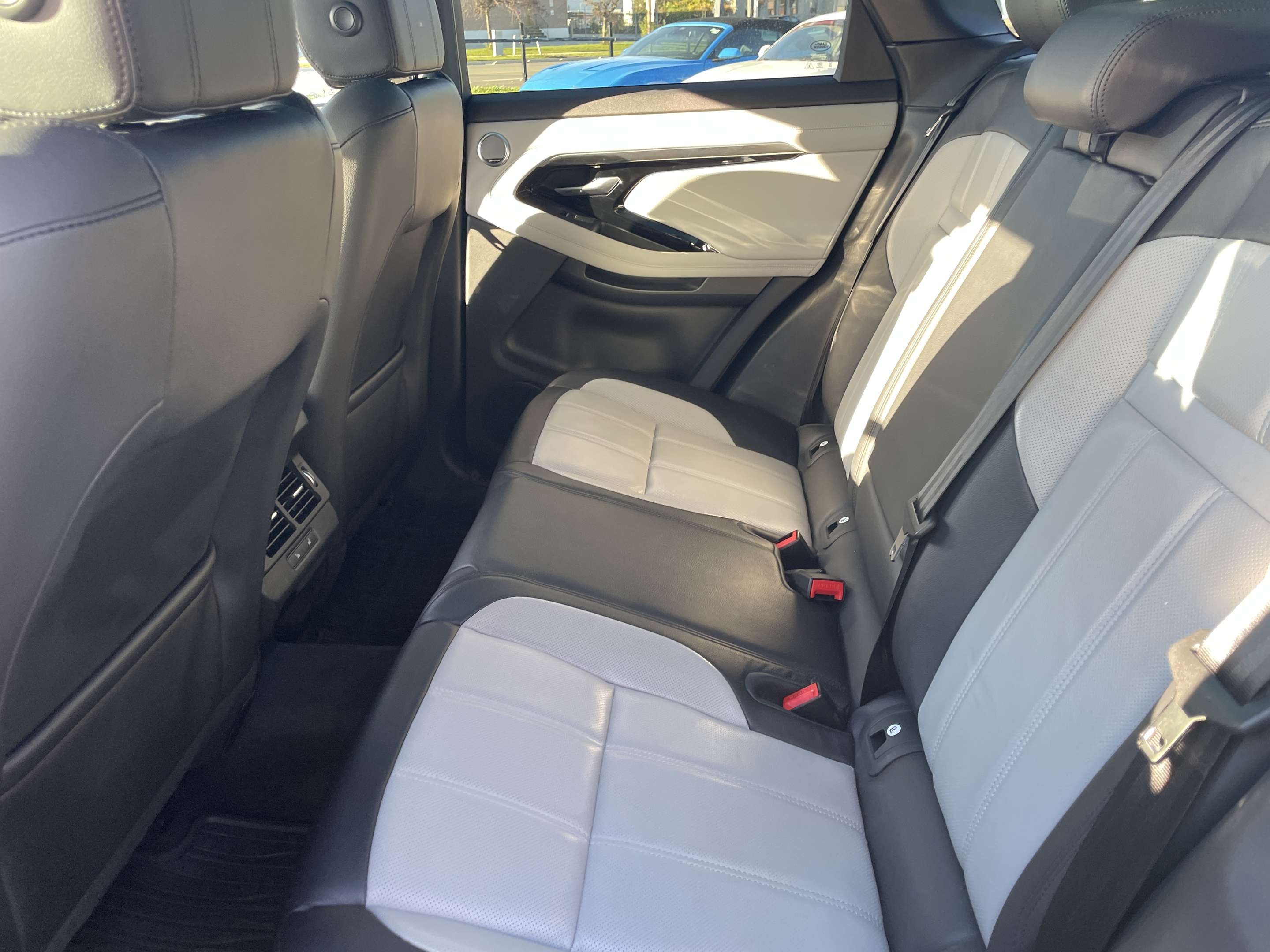 used 2020 Land Rover Range Rover Evoque car, priced at $27,450