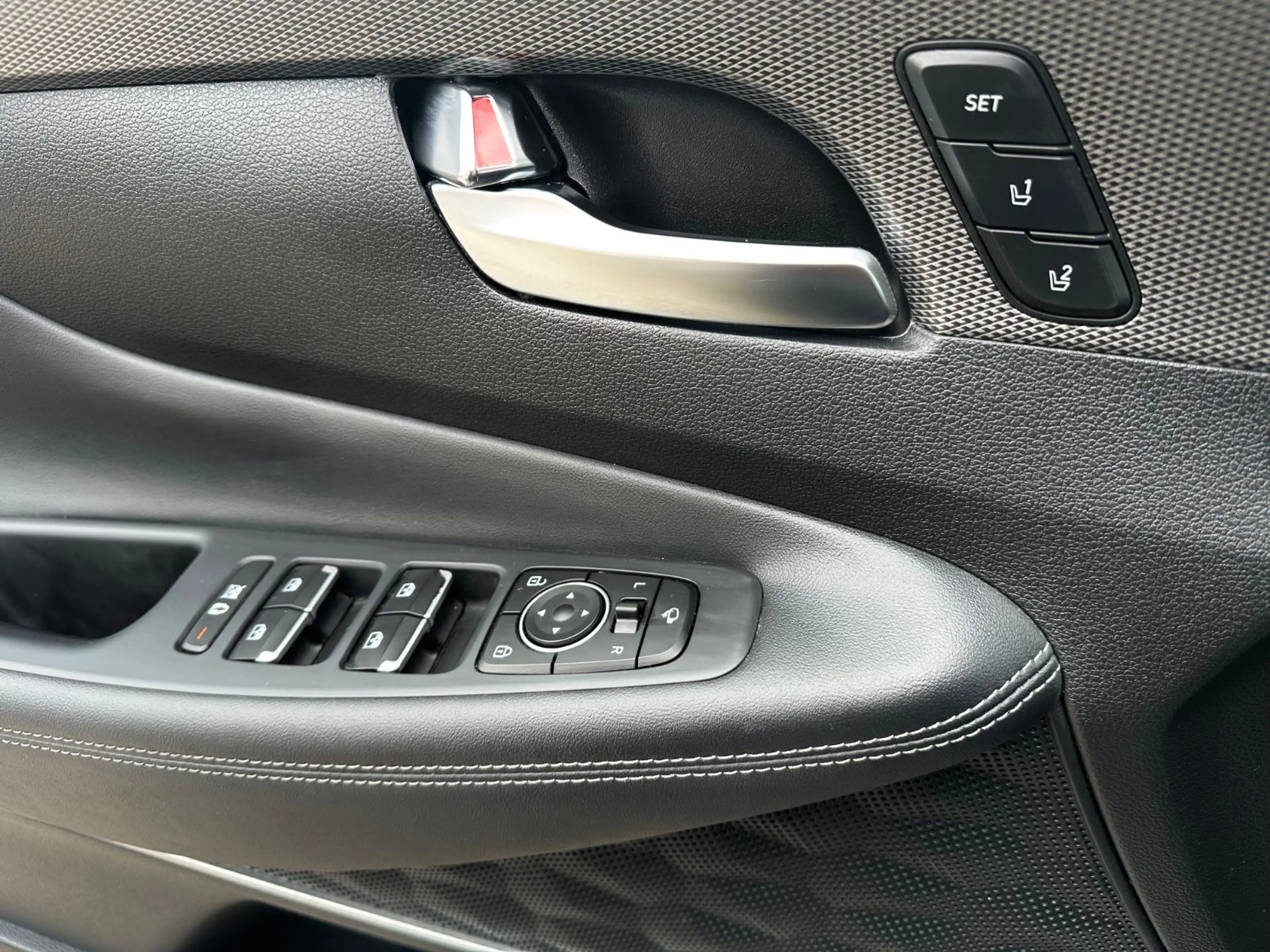 Hyundai SANTA FE Premi 4WD*7-Sit*Headup*Pano*LED — photo 11