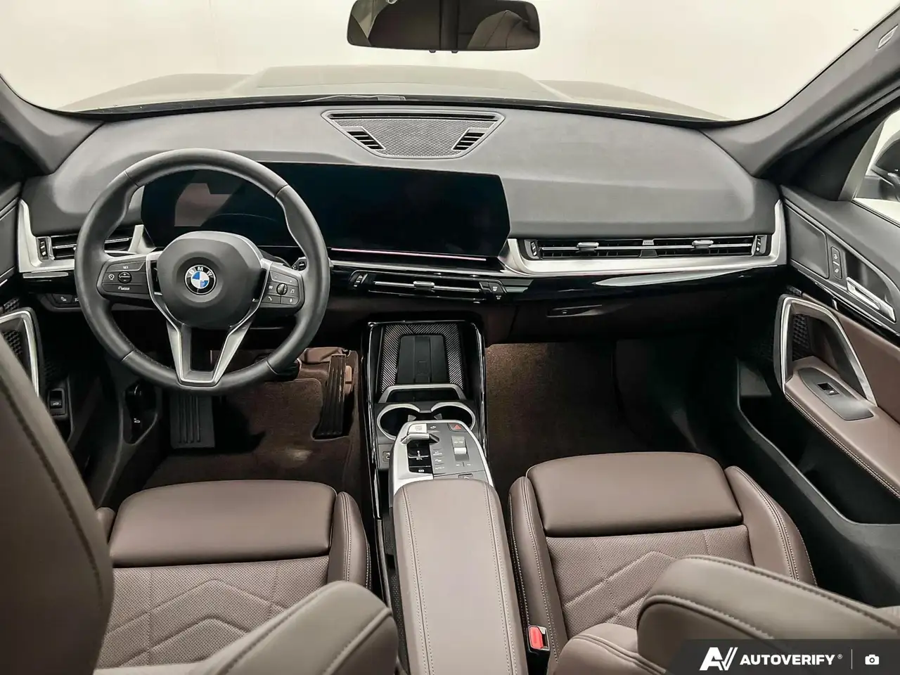 BMW X1 снимка BMW X1