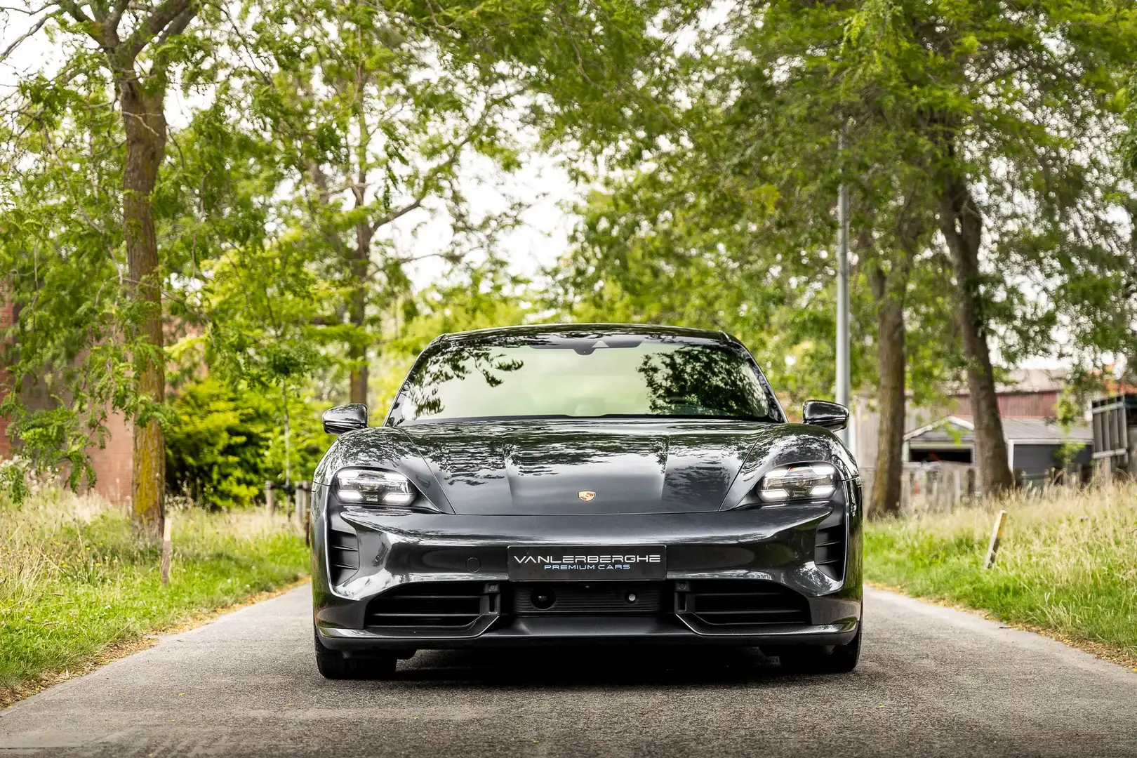 Porsche Taycan Turbo S * Sport Design * Carbon * FULL OPTION !!! Gri - 2
