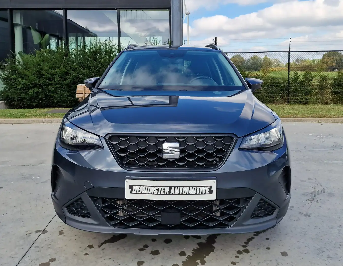 SEAT Arona Arona 1.0 TSI OPF DSG Style Grijs - 2