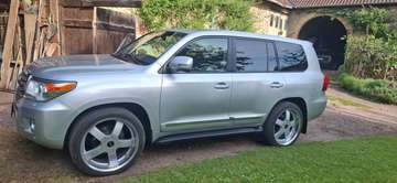 Land Cruiser V8 Diesel Automatik Executive 1.HAND!