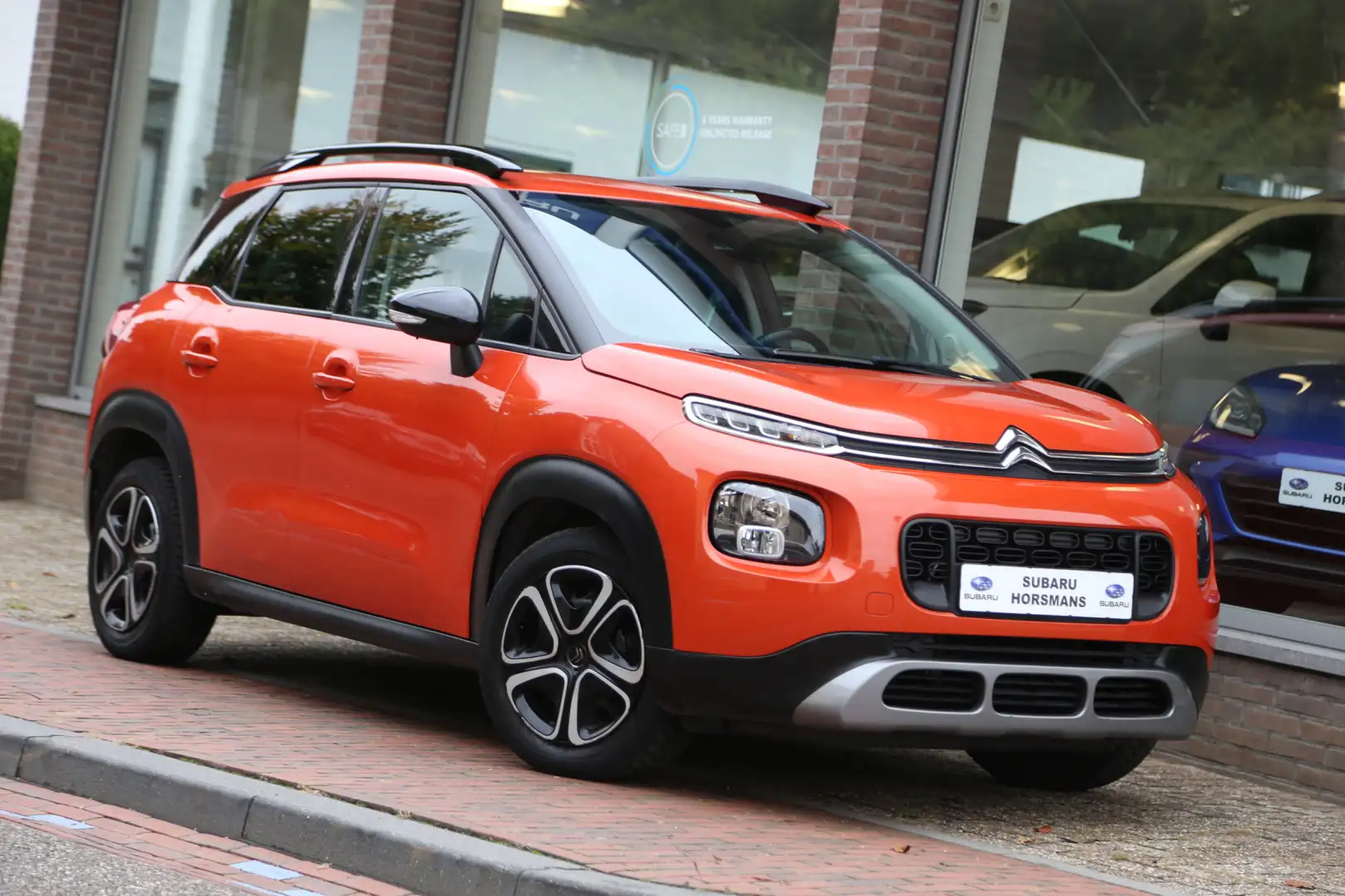 Citroen C3 Aircross 1.2 PureTech Feel Navi Oranje - 1