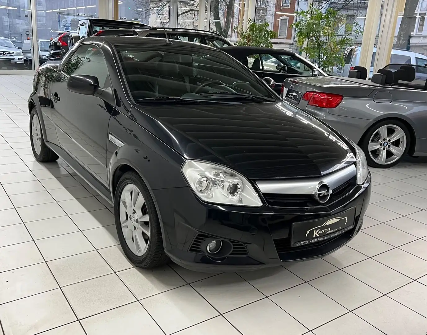 Opel Tigra 1.4 Twin Top Sport Teilleder HU 08.2024 Schwarz - 2