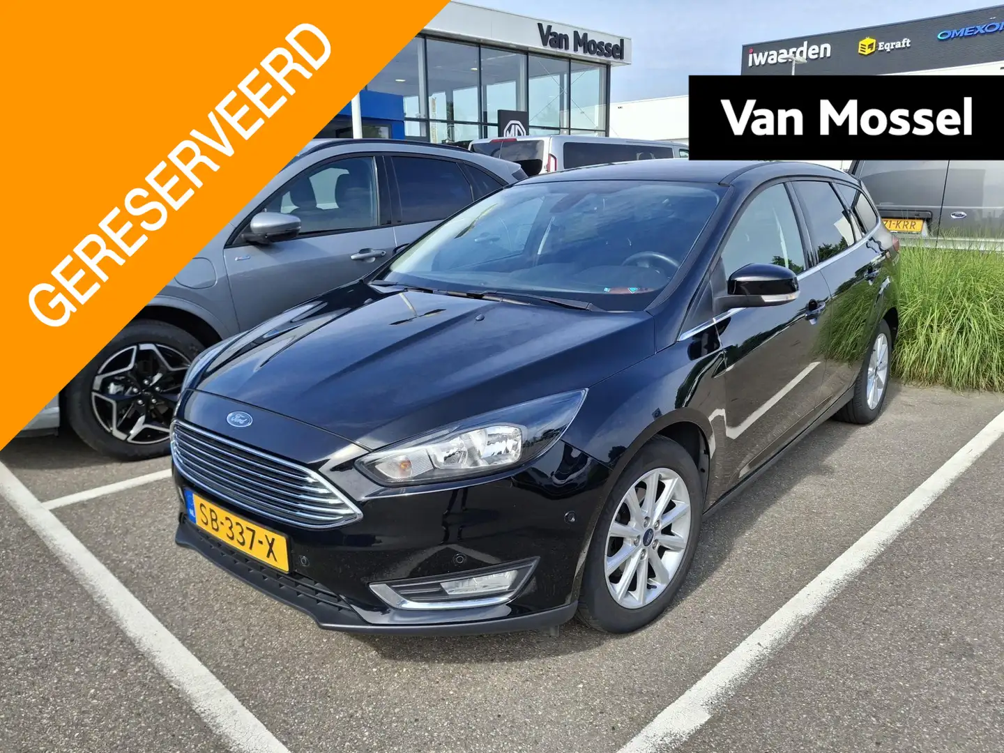 Ford Focus Wagon 1.0 Titanium Voorruitverwarming - wegklapbar Schwarz - 1