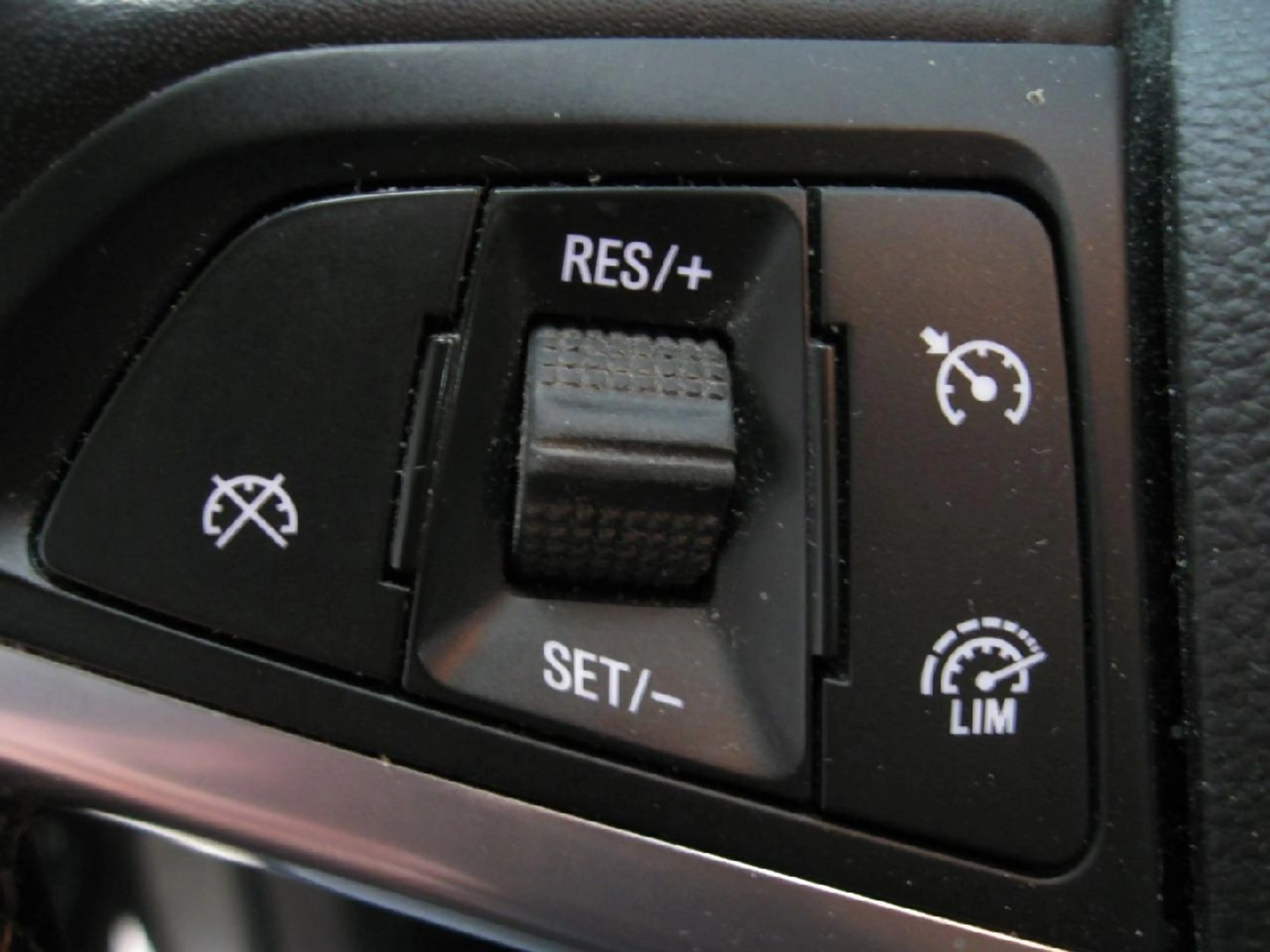 Opel Mokka X Edition Start/Stop — photo 12