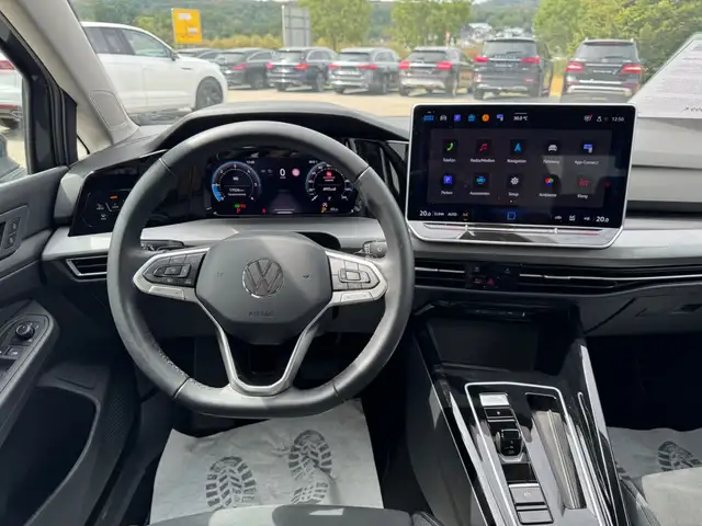 Volkswagen Golf view 11
