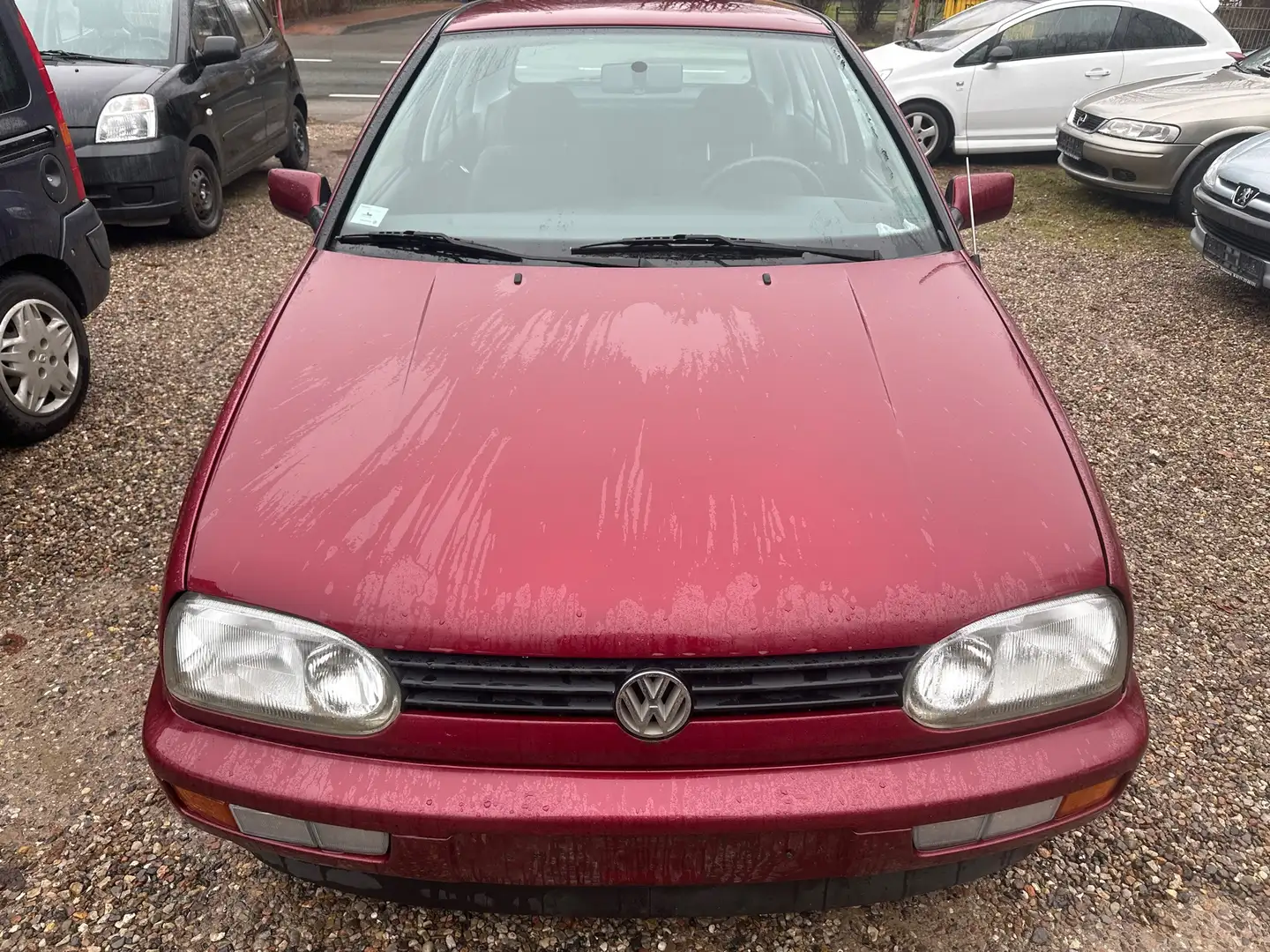 Volkswagen Golf 1.8 Automatik ***  TÜV NEU Červená - 2