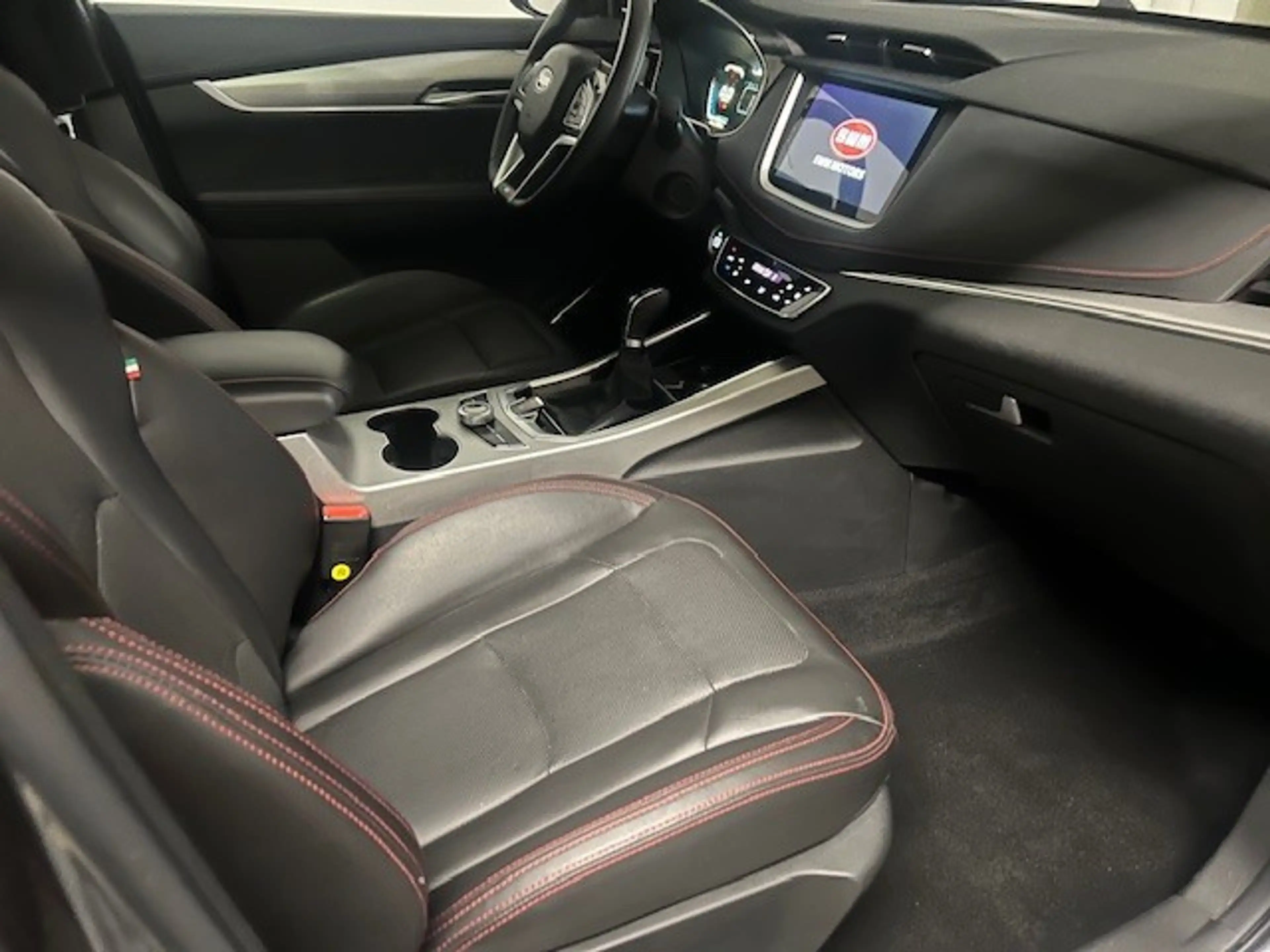 SWM G01 1.5 T-GDI SPORT AUTOMATIQUE — photo 4
