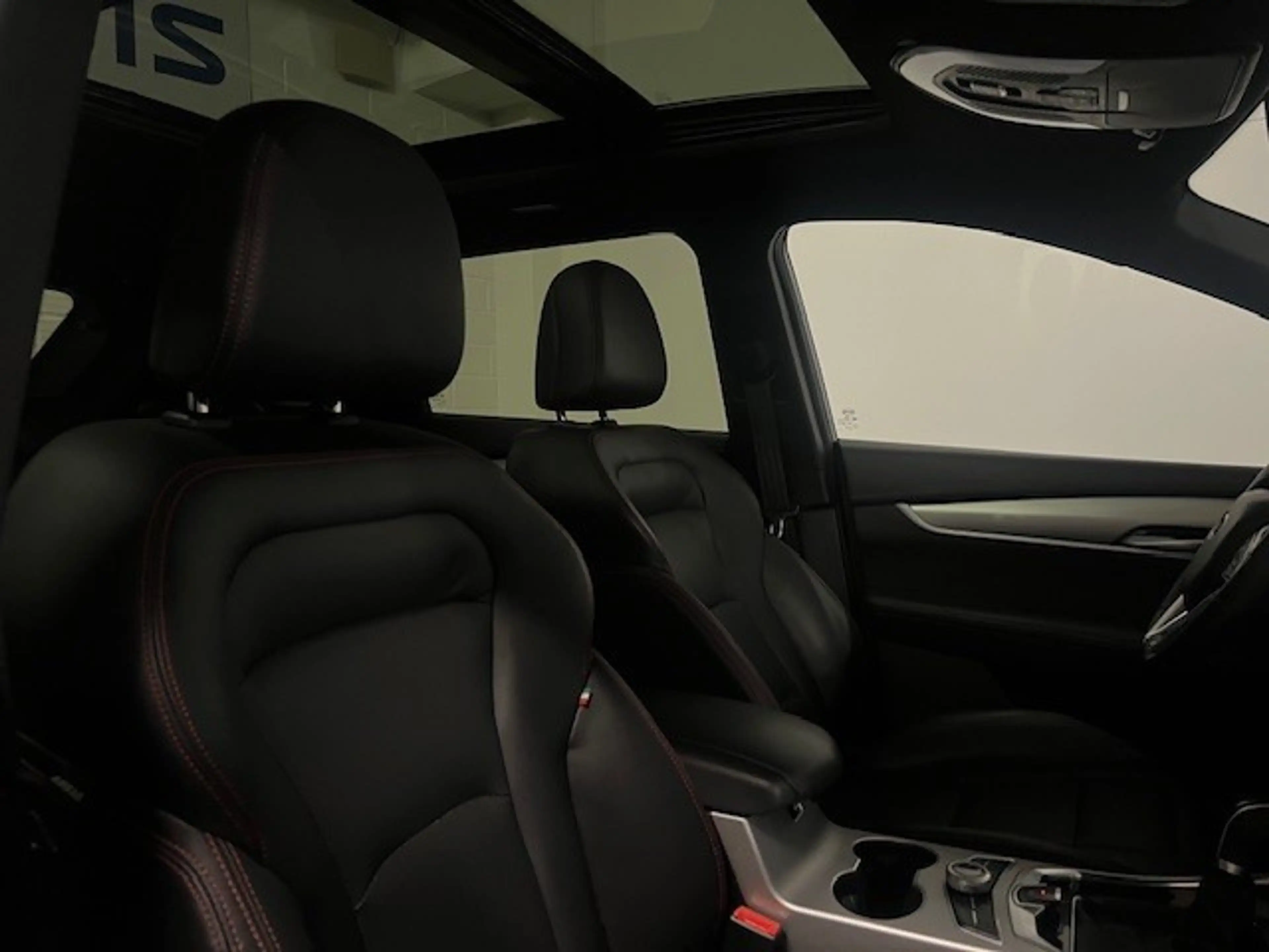 SWM G01 1.5 T-GDI SPORT AUTOMATIQUE — photo 6