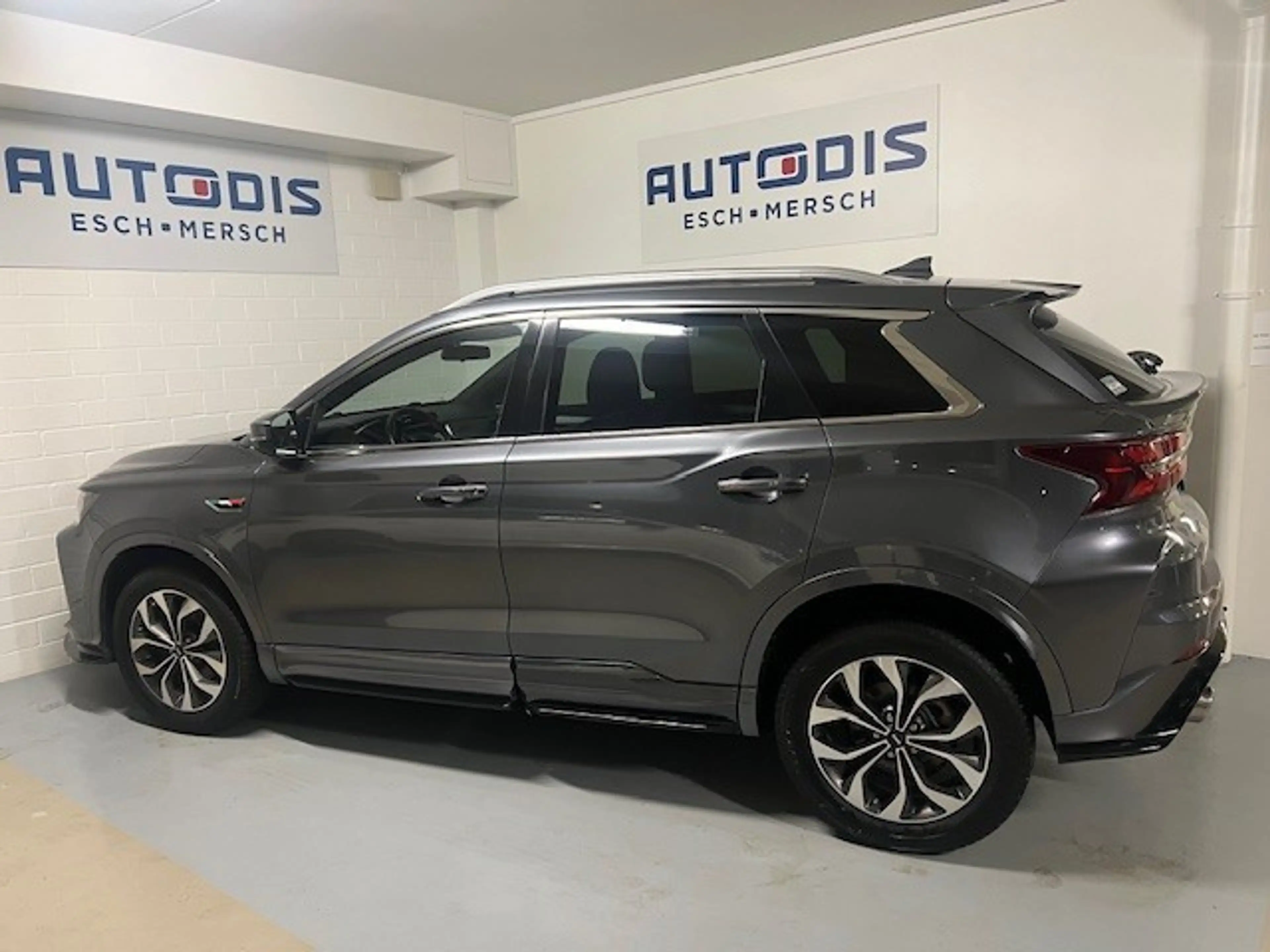 SWM G01 1.5 T-GDI SPORT AUTOMATIQUE — photo 9