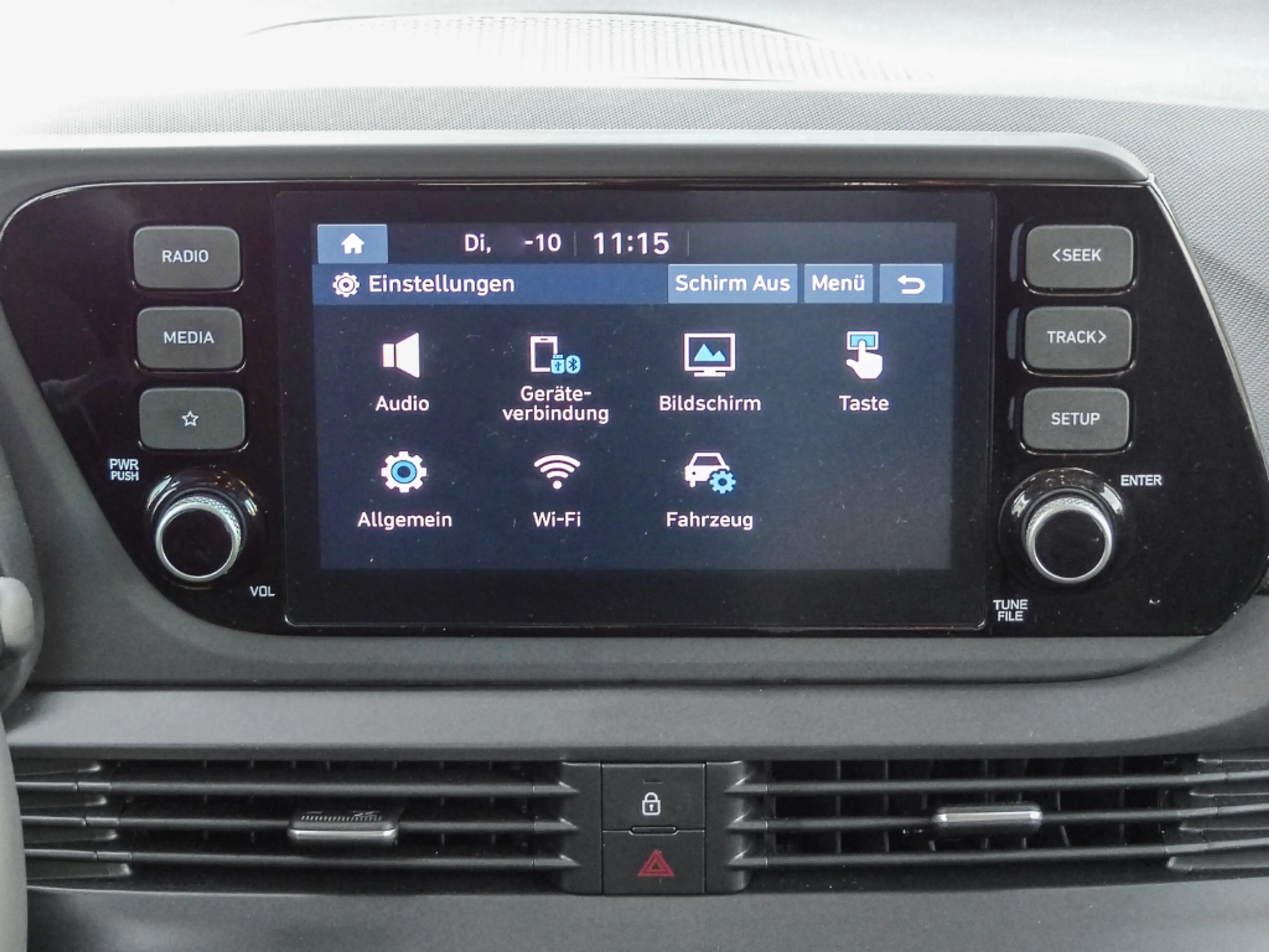 Hyundai BAYON Trend 2WD Automatik, Allwetterreifen, Rückfahrkame — photo 9
