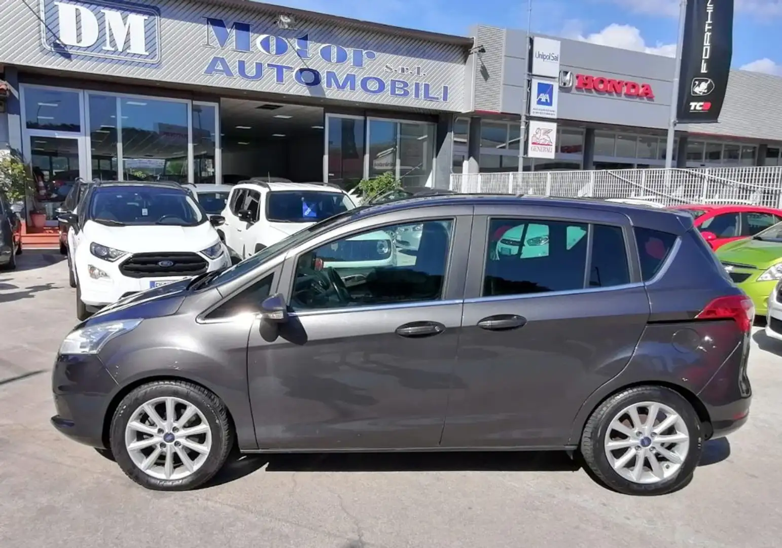 Ford B-Max 1.5 TDCi 75cv TITANIUM Grigio - 2