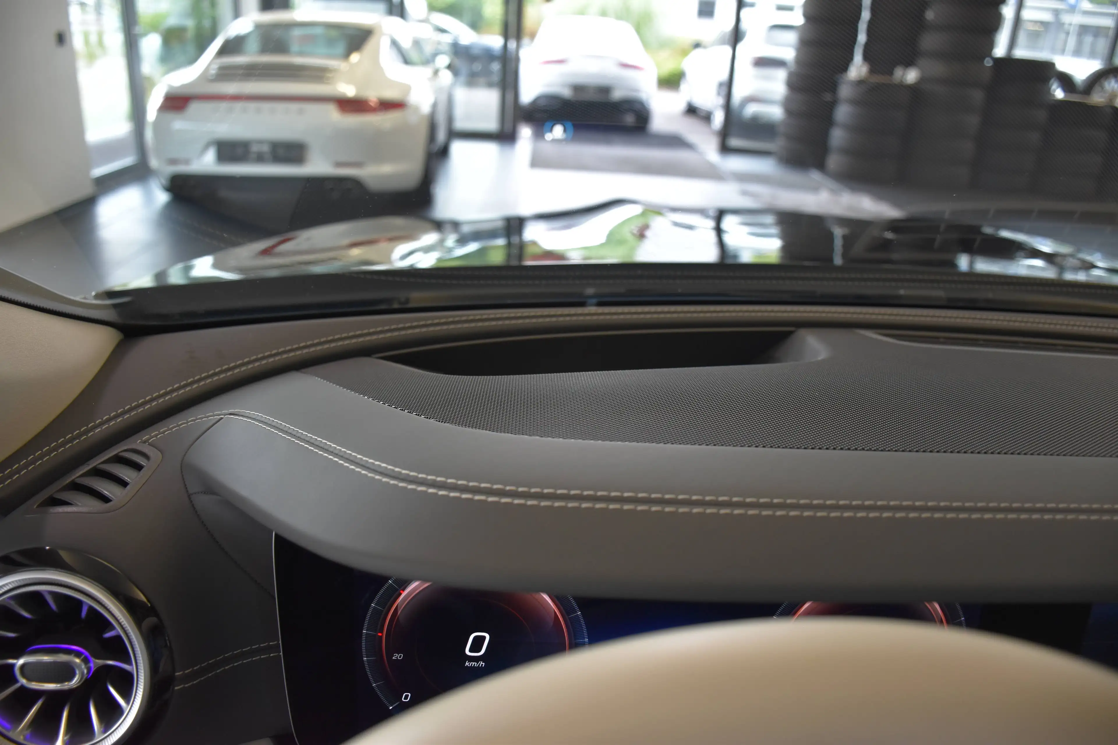 Mercedes-Benz CLS 450 CLS 450 4Matic 9G AMG LINE"SITZKLIMA"MASSAGE"DISTRONIC — photo 14