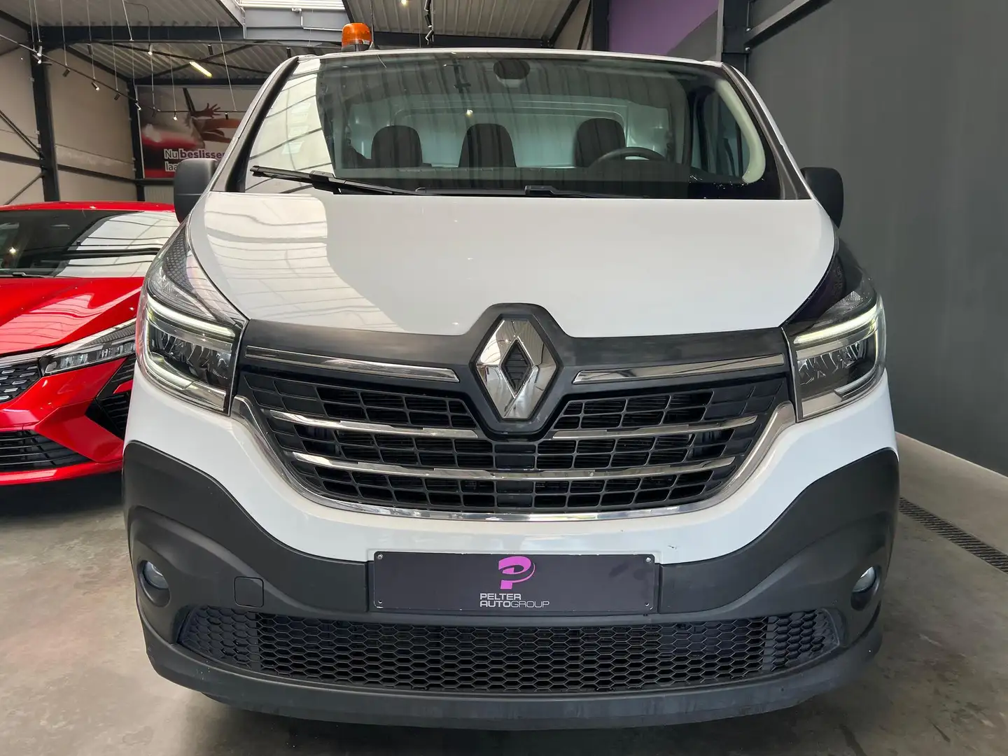 Renault Trafic 2.0 DCi BTW incl. 3 Zit GPS Blanc - 2