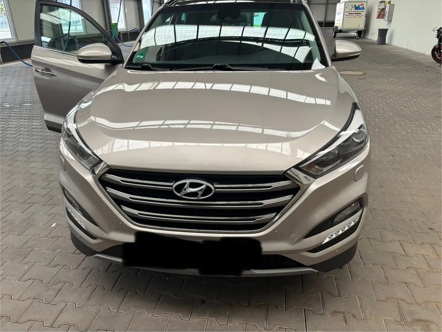 Hyundai TUCSON Tucson 2.0 CRDi 4WD Automatik Premium Gold - 1