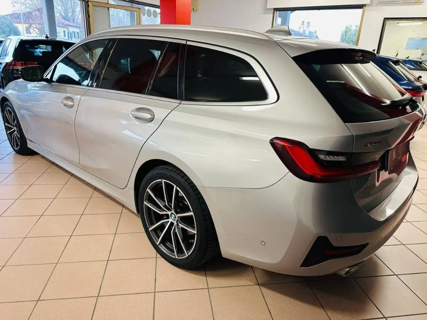 BMW 320 d xDrive Touring Msport Grigio - 2