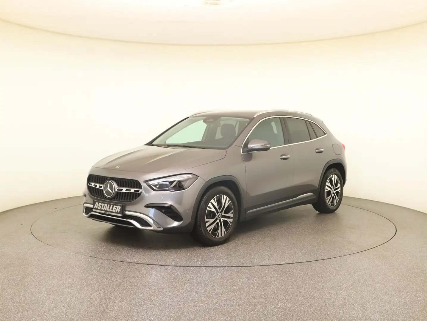 Mercedes-Benz GLA 220 d 4M Progressive Wide+Totwi+Park360+WiPa Grau - 2