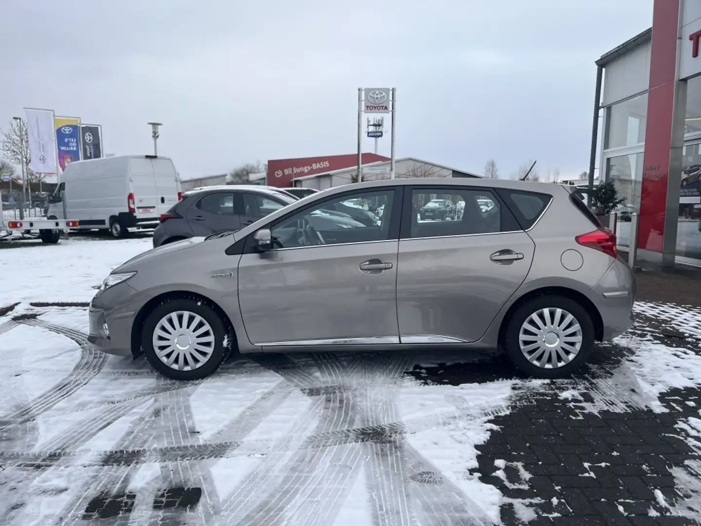 Toyota Auris 1.8 VVT-i Hybrid Automatik Executive - 2