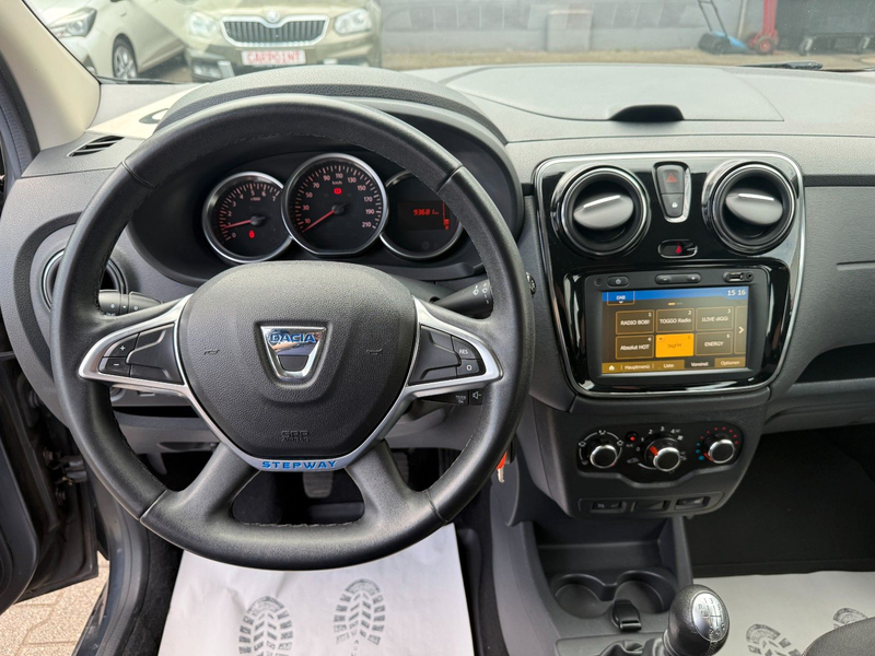 Dacia Lodgy Stepway 7SITZER/KAMERA/NAVI/PDC/SHZ/1.HAND — photo 13