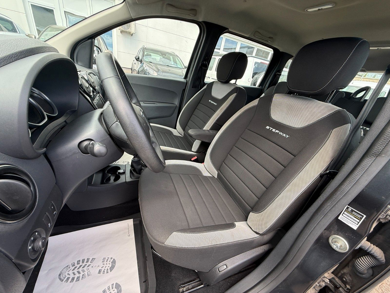 Dacia Lodgy Stepway 7SITZER/KAMERA/NAVI/PDC/SHZ/1.HAND — photo 12