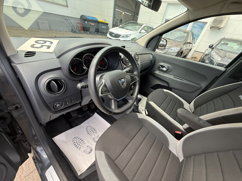 Dacia Lodgy Stepway 7SITZER/KAMERA/NAVI/PDC/SHZ/1.HAND — photo 11
