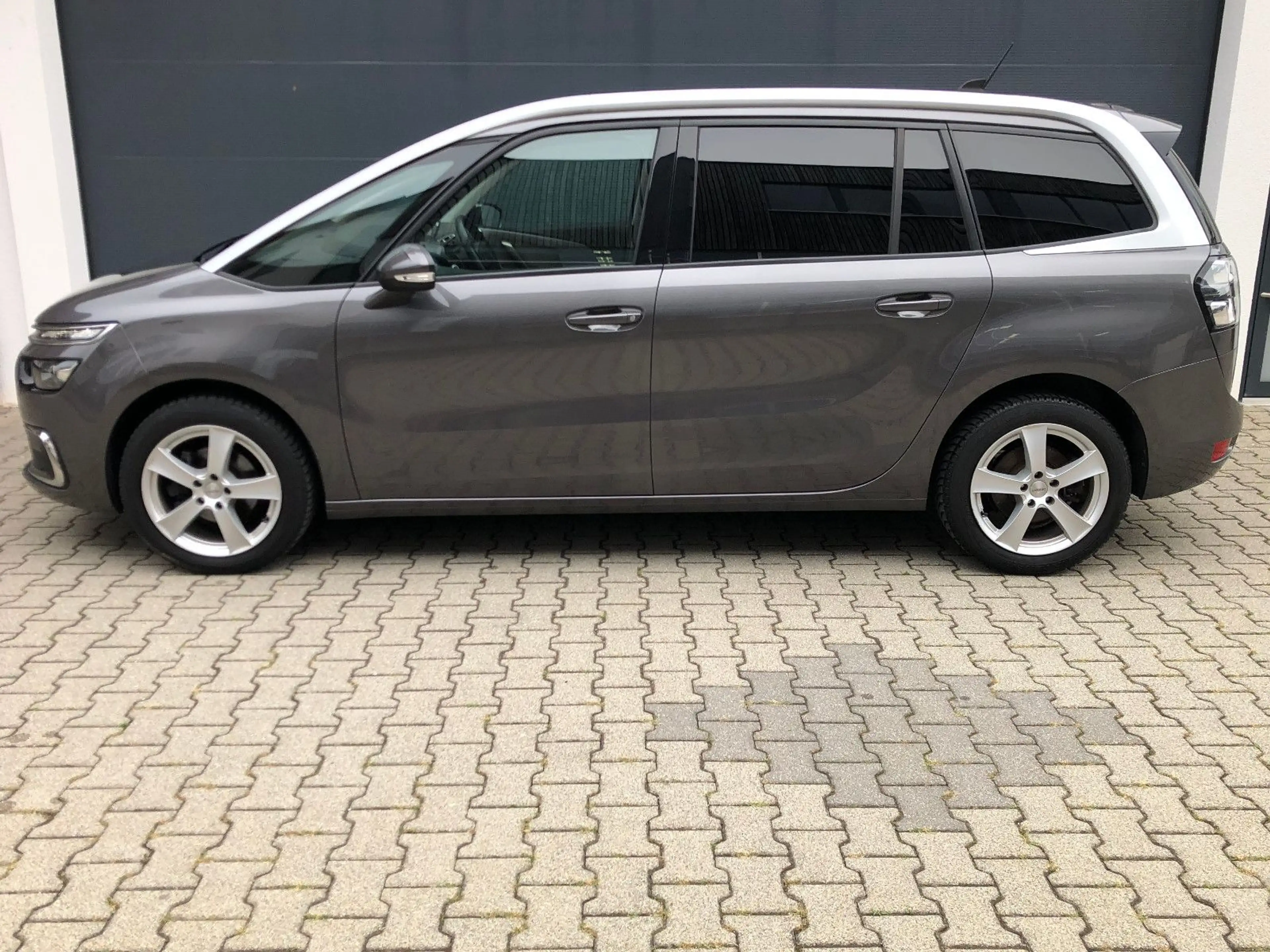 Citroen Grand C4 Picasso /Spacetourer LED Navi Pano Kam — photo 8