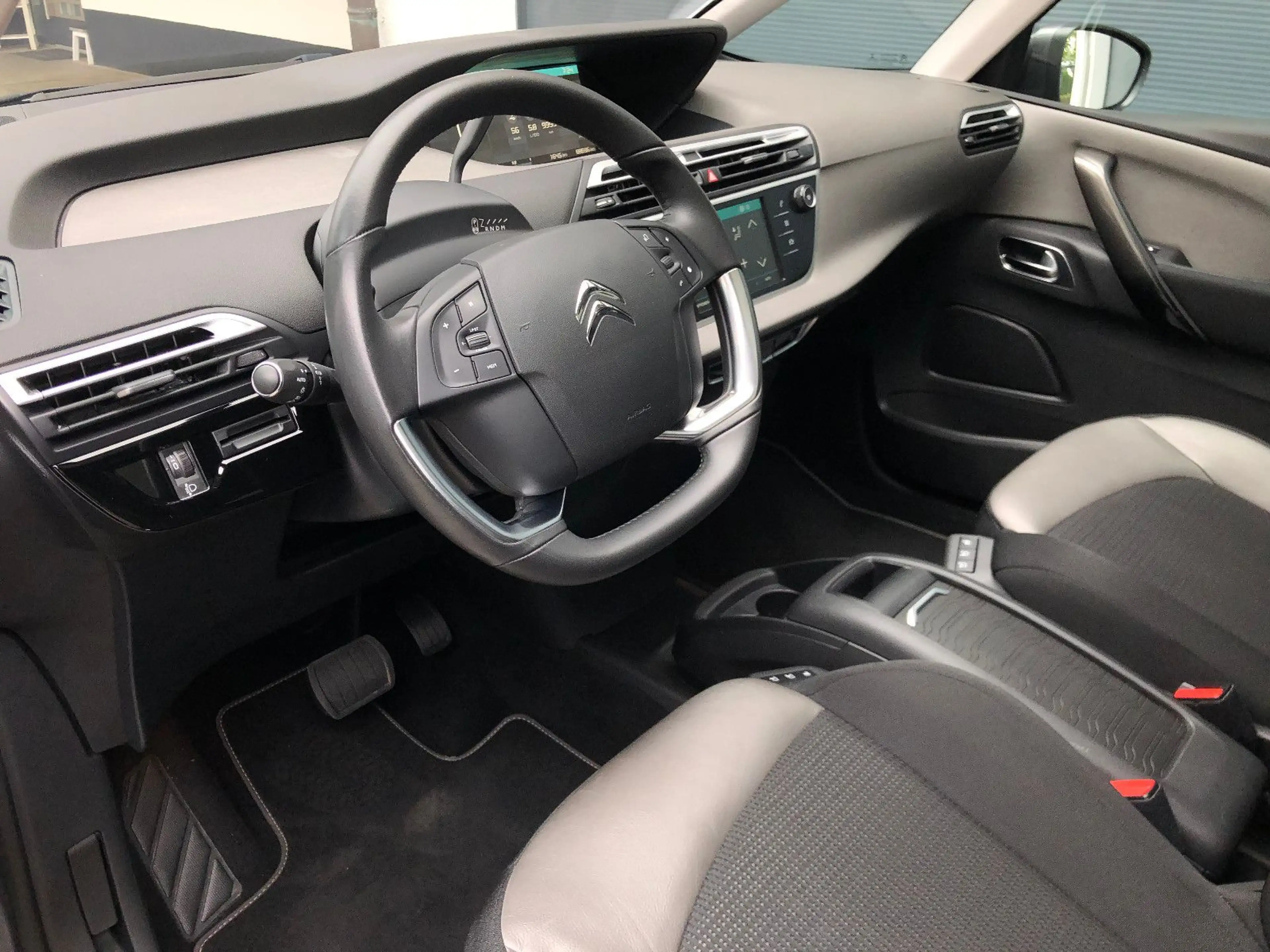 Citroen Grand C4 Picasso /Spacetourer LED Navi Pano Kam — photo 15