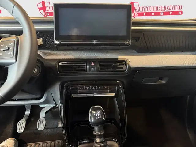 Citroen C3 view 9