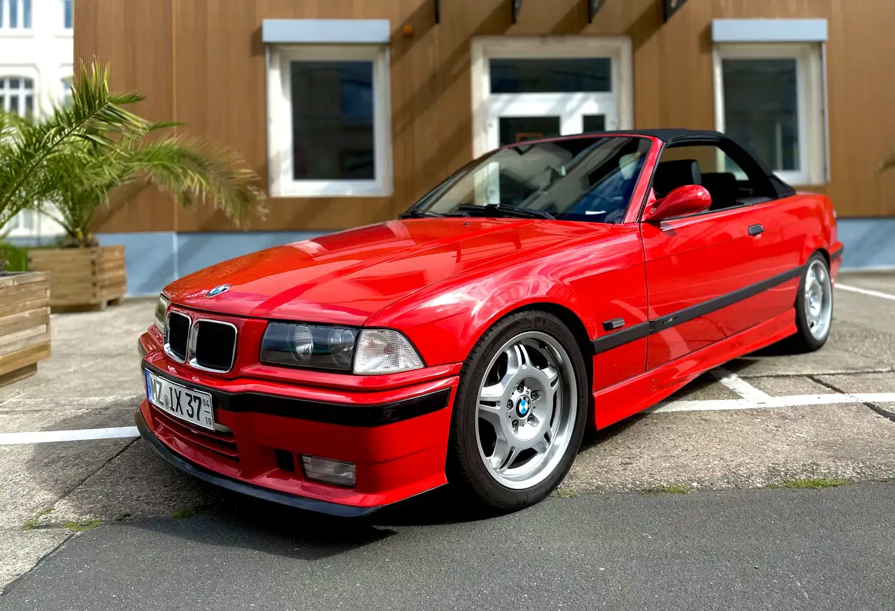 BMW 320 E36 M-paket *TÜV Neu*~ Oldtimer ~ Cabrio - Hellrot, foto 1