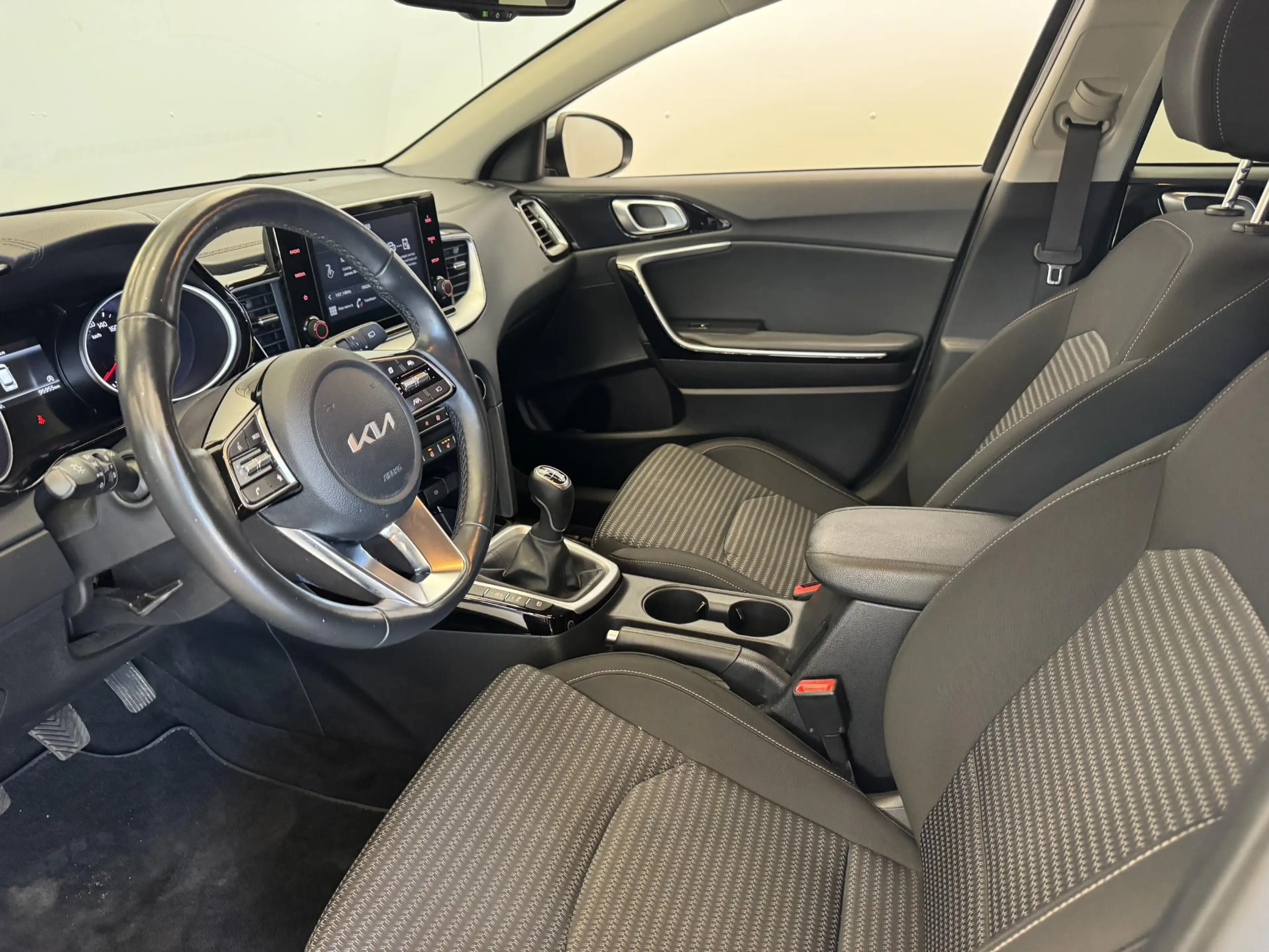 Kia Ceed SW / cee'd SW Sportswagon 1.5 T-GDi DynamicPlusLine | Trekhaak | — photo 9