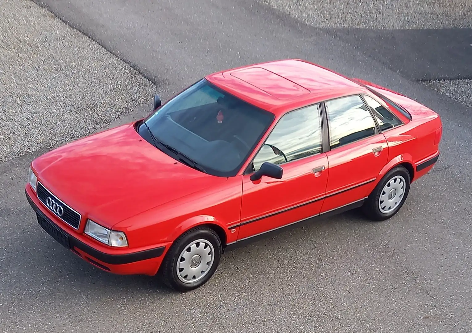 Audi 80 Europa Rosso - 1