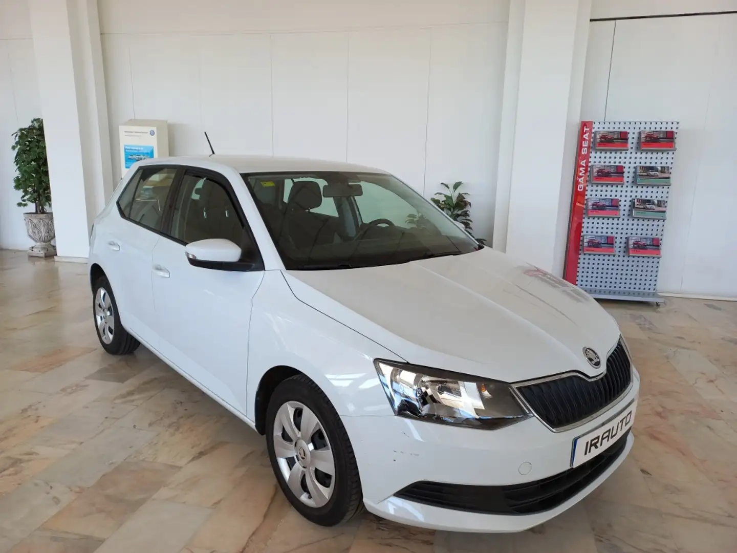 Skoda Fabia 1.4TDI Style 66kW Blanco - 1