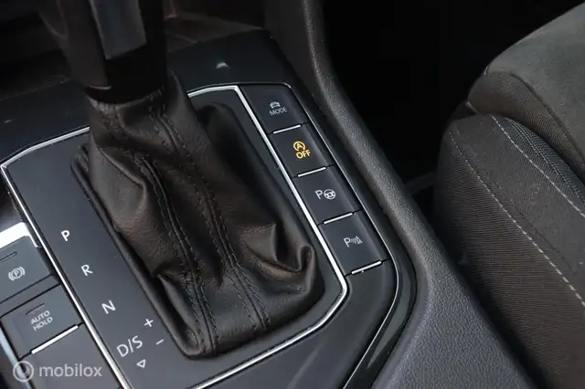 Volkswagen Tiguan Allspace view 22