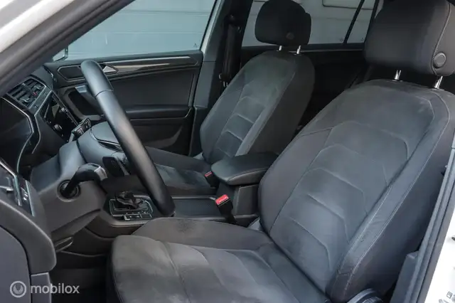 Volkswagen Tiguan Allspace view 6