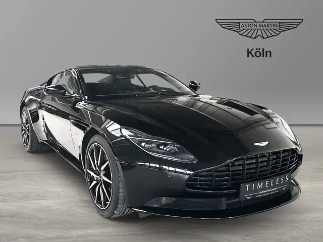 Aston Martin DB11 V8 Coupe Onyx Black Pure Black Carbon Twill