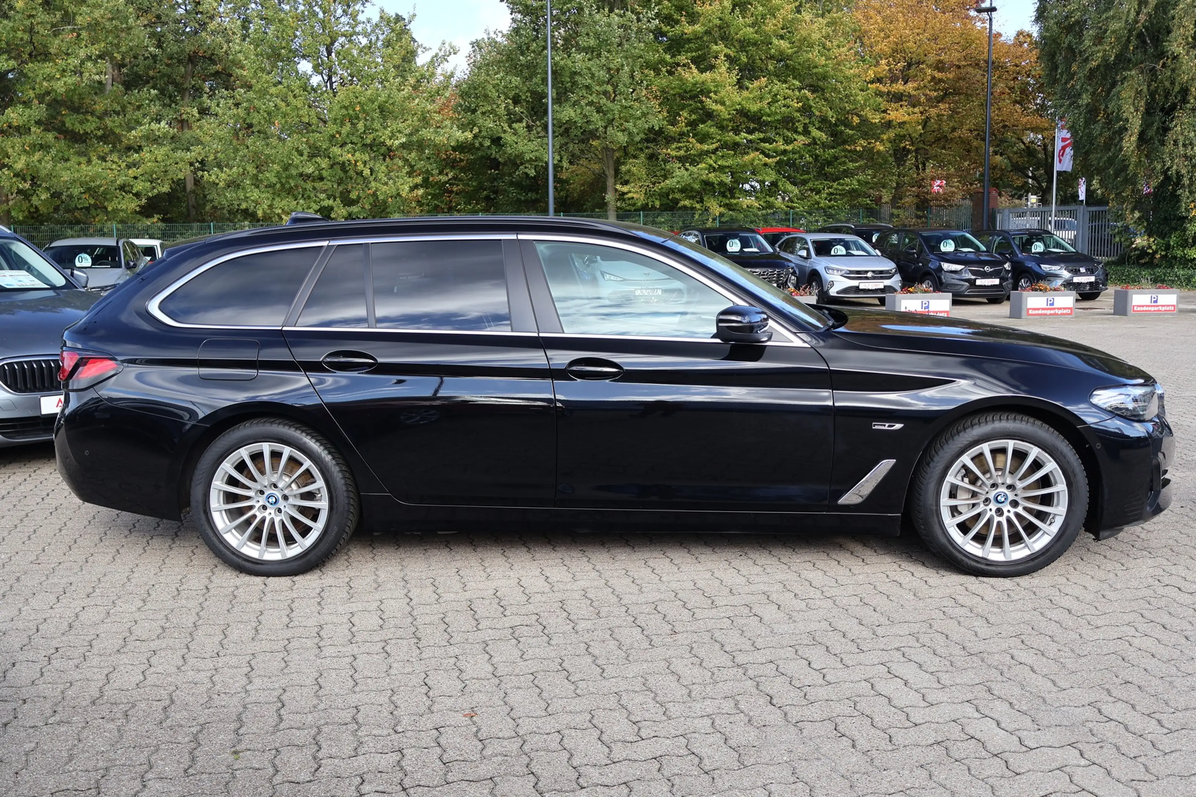 BMW 520 520e Luxury Line LED Navi Professional DAB Leder — photo 8