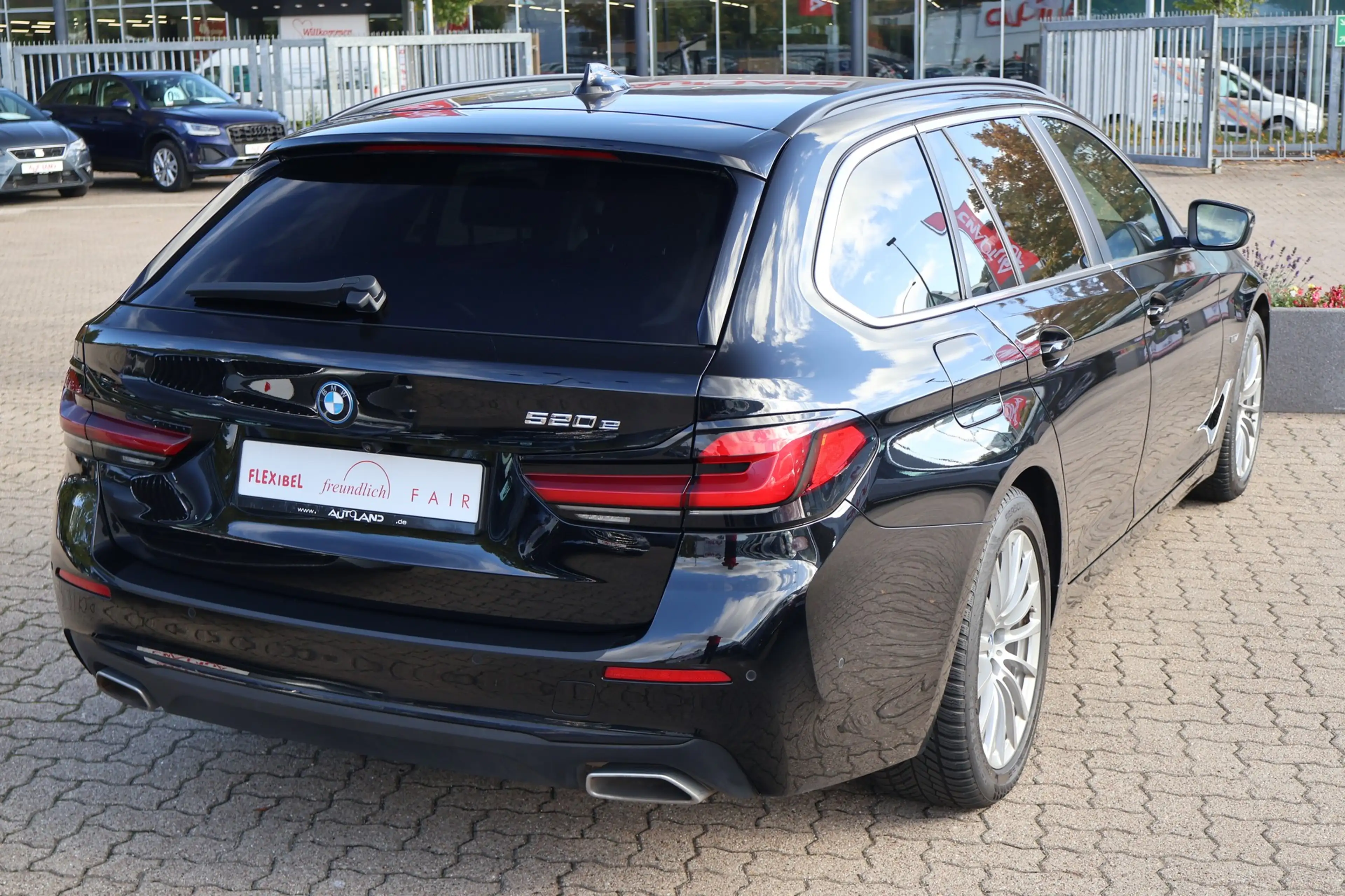 BMW 520 520e Luxury Line LED Navi Professional DAB Leder — photo 7